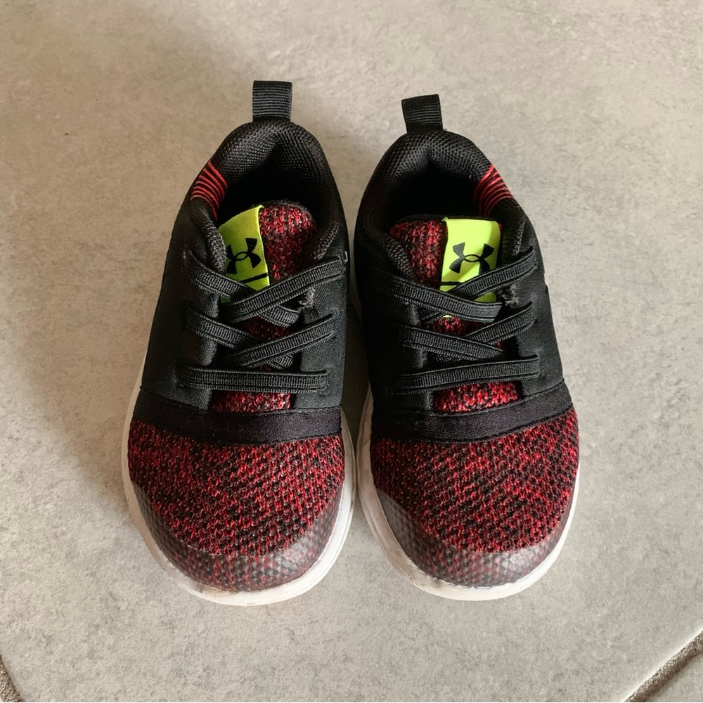 Under Armour Toddler Sneakers Size 5